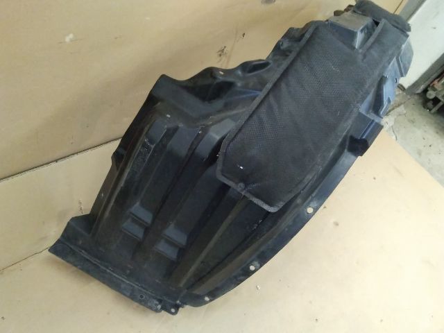 bontott MITSUBISHI OUTLANDER Bal első Dobbetét (Kerékjárati, Műanyag)