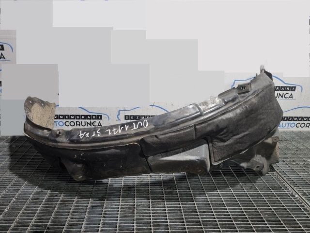 bontott MITSUBISHI OUTLANDER Bal első Dobbetét (Kerékjárati, Műanyag)