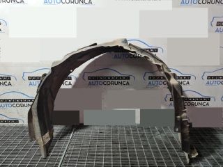 bontott MITSUBISHI OUTLANDER Bal első Dobbetét (Kerékjárati, Műanyag)