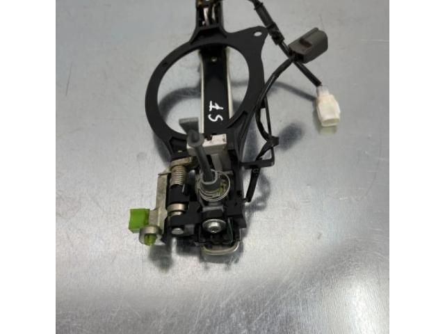 bontott MITSUBISHI OUTLANDER Bal első Külső Kilincs