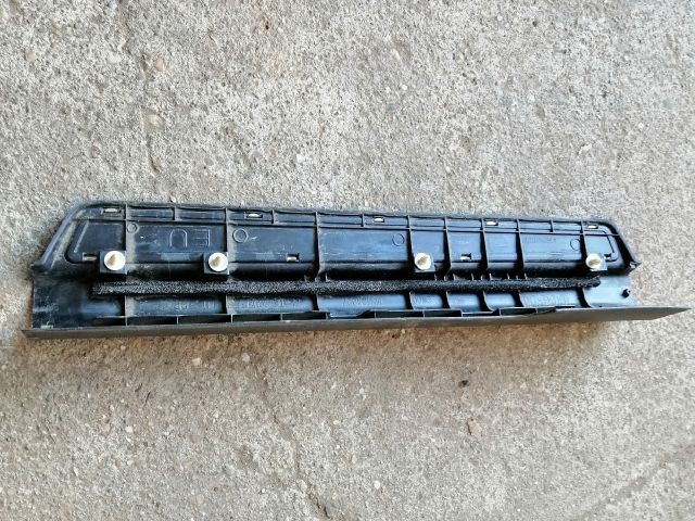 bontott MITSUBISHI OUTLANDER Bal első Küszöb Díszléc