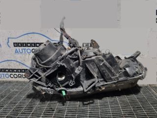 bontott MITSUBISHI OUTLANDER Bal Fényszóró