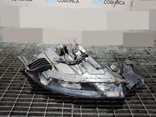 bontott MITSUBISHI OUTLANDER Bal Fényszóró