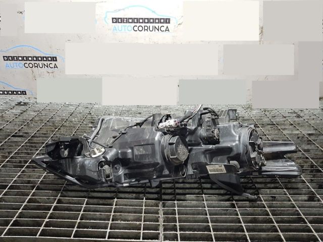 bontott MITSUBISHI OUTLANDER Bal Fényszóró