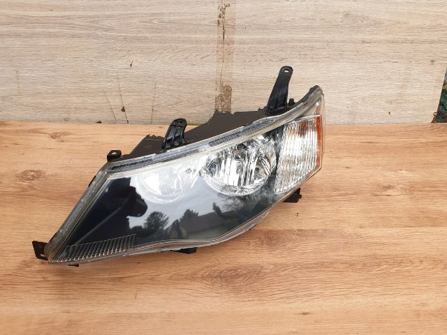 bontott MITSUBISHI OUTLANDER Bal Fényszóró