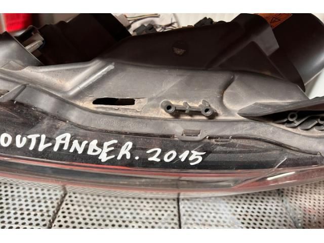 bontott MITSUBISHI OUTLANDER Bal Fényszóró