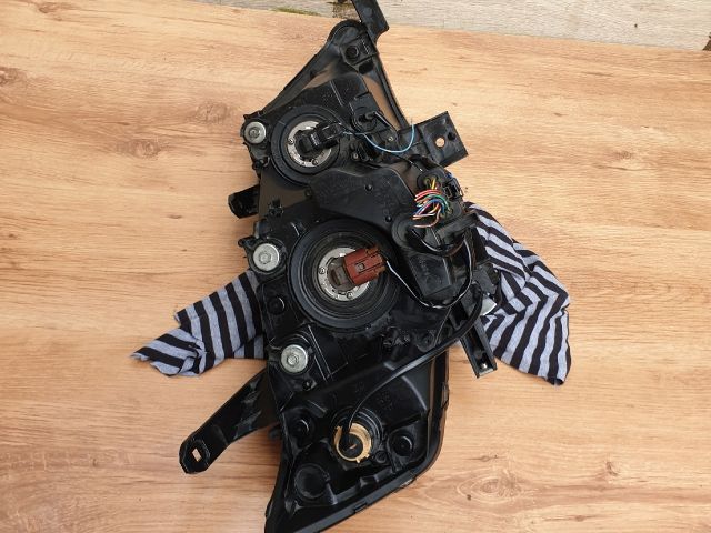 bontott MITSUBISHI OUTLANDER Bal Fényszóró