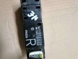 bontott MITSUBISHI OUTLANDER Bal hátsó Ablakemelő Kapcsoló