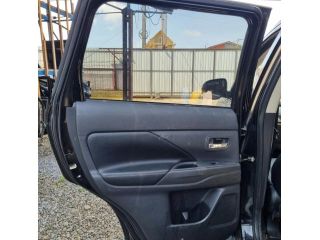bontott MITSUBISHI OUTLANDER Bal hátsó Ajtó (Üres lemez)