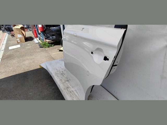 bontott MITSUBISHI OUTLANDER Bal hátsó Ajtó (Üres lemez)