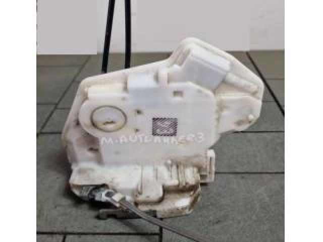 bontott MITSUBISHI OUTLANDER Bal hátsó Ajtózár