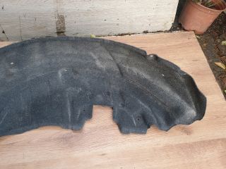 bontott MITSUBISHI OUTLANDER Bal hátsó Dobbetét (Kerékjárati, Műanyag)