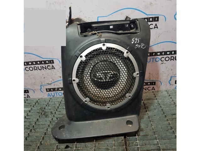 bontott MITSUBISHI OUTLANDER Bal hátsó Hangszóró