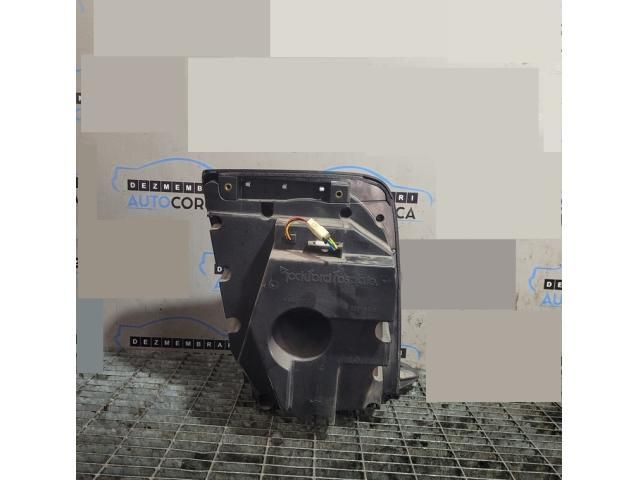 bontott MITSUBISHI OUTLANDER Bal hátsó Hangszóró