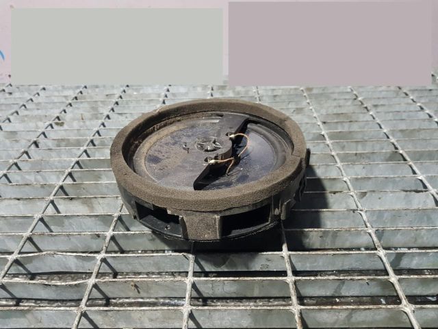 bontott MITSUBISHI OUTLANDER Bal hátsó Hangszóró