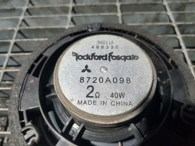 bontott MITSUBISHI OUTLANDER Bal hátsó Hangszóró