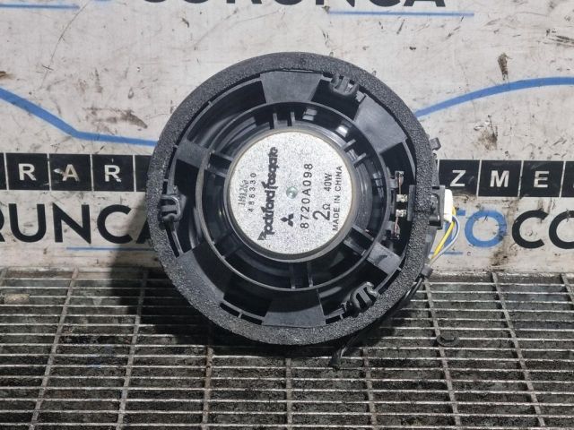 bontott MITSUBISHI OUTLANDER Bal hátsó Hangszóró