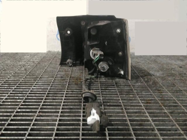 bontott MITSUBISHI OUTLANDER Bal Hátsó Lámpa