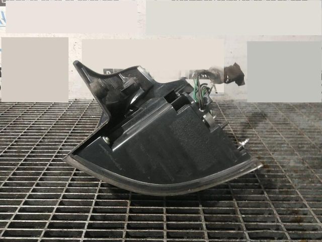 bontott MITSUBISHI OUTLANDER Bal Hátsó Lámpa