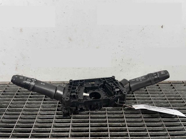 bontott MITSUBISHI OUTLANDER Bal Kormánykapcsoló Irányjelző