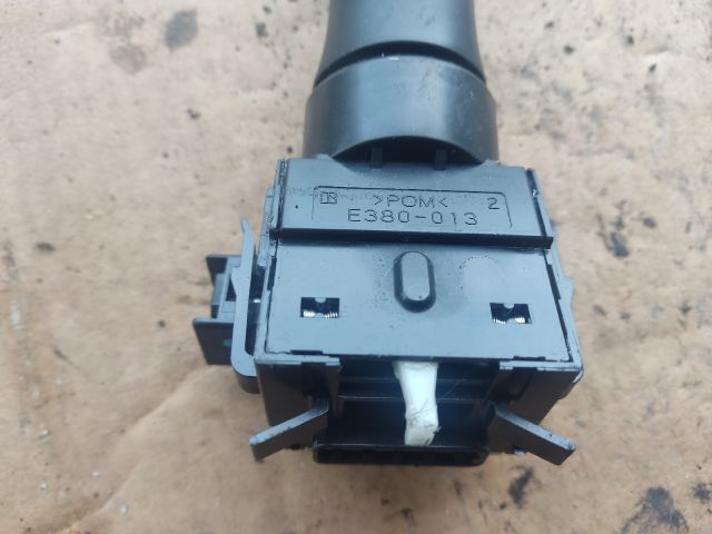 bontott MITSUBISHI OUTLANDER Bal Kormánykapcsoló Irányjelző