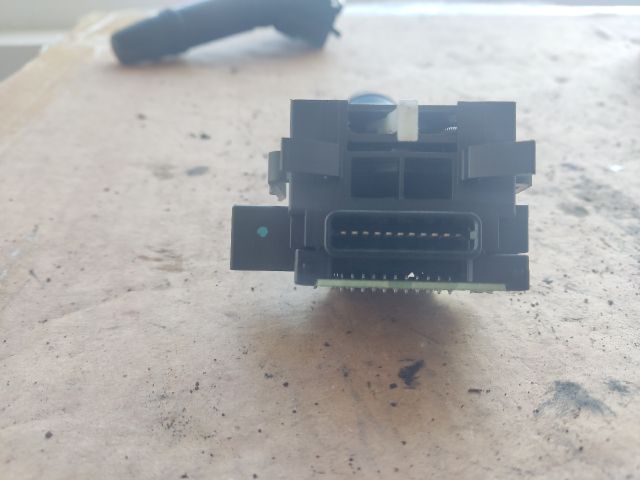 bontott MITSUBISHI OUTLANDER Bal Kormánykapcsoló Irányjelző