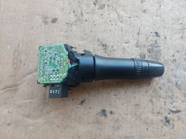 bontott MITSUBISHI OUTLANDER Bal Kormánykapcsoló Irányjelző