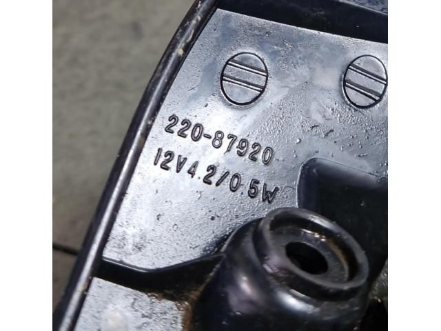 bontott MITSUBISHI OUTLANDER Bal Külső Hátsó Lámpa