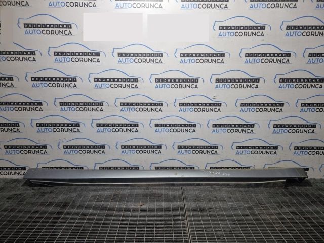 bontott MITSUBISHI OUTLANDER Bal Küszöb