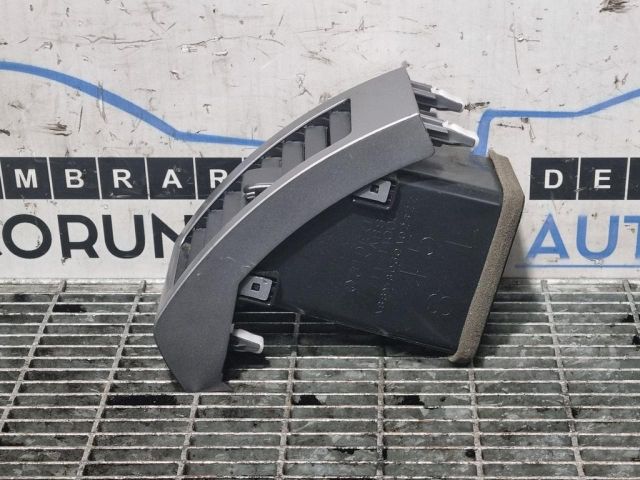 bontott MITSUBISHI OUTLANDER Bal Szellőző