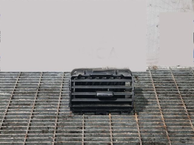 bontott MITSUBISHI OUTLANDER Bal Szellőző