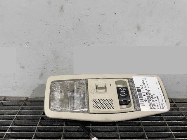 bontott MITSUBISHI OUTLANDER Beltér Világítás Első