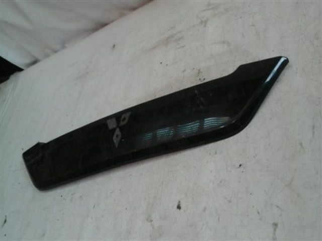 bontott MITSUBISHI OUTLANDER Csomagtérajtó Díszléc