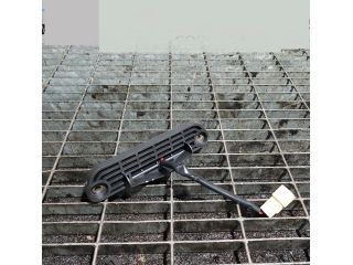 bontott MITSUBISHI OUTLANDER Csomagtérajtó Kilincs