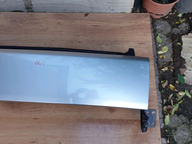 bontott MITSUBISHI OUTLANDER Csomagtérajtó (Részeivel)