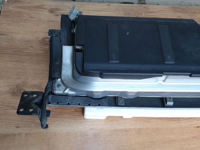 bontott MITSUBISHI OUTLANDER Csomagtérajtó (Részeivel)