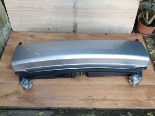 bontott MITSUBISHI OUTLANDER Csomagtérajtó (Részeivel)