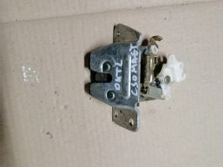 bontott MITSUBISHI OUTLANDER Csomagtérajtó Zárszerkezet