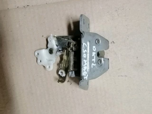 bontott MITSUBISHI OUTLANDER Csomagtérajtó Zárszerkezet