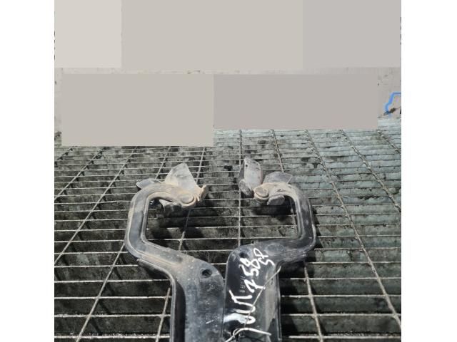 bontott MITSUBISHI OUTLANDER Csomagtérajtó Zsanér