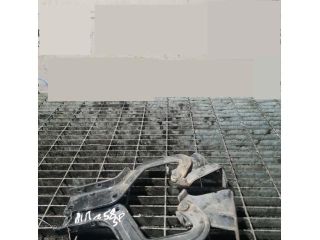 bontott MITSUBISHI OUTLANDER Csomagtérajtó Zsanér