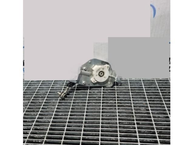 bontott MITSUBISHI OUTLANDER Csomagtérajtó Zsanér