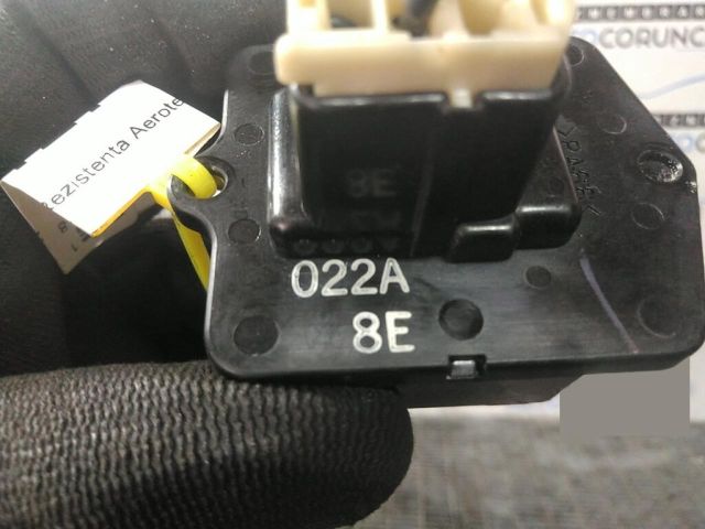 bontott MITSUBISHI OUTLANDER Előtét Ellenállás Fűtőmotor