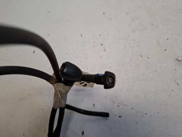 bontott MITSUBISHI OUTLANDER Első Ablakmosó Fúvóka