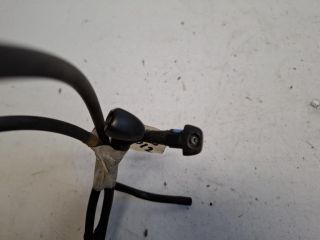 bontott MITSUBISHI OUTLANDER Első Ablakmosó Fúvóka