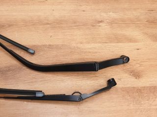 bontott MITSUBISHI OUTLANDER Első Ablaktörlő Kar