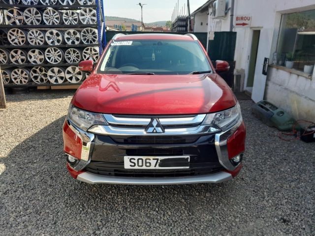 bontott MITSUBISHI OUTLANDER Első Koptató