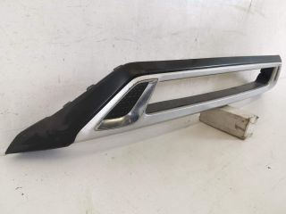 bontott MITSUBISHI OUTLANDER Első Lökhárító Alsó Középső Díszrács