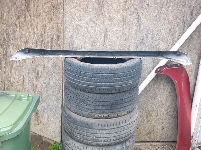 bontott MITSUBISHI OUTLANDER Első Lökhárító Alsó (Műanyag)