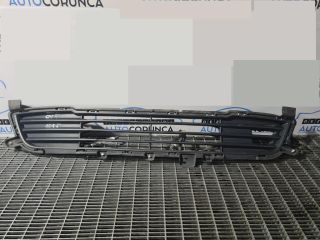 bontott MITSUBISHI OUTLANDER Első Lökhárító Díszléc